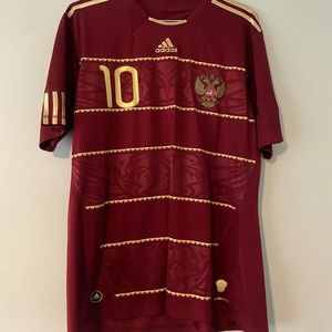 2010 Andrey Arshavin Russia home jersey. Never worn, great condition. Size XL.